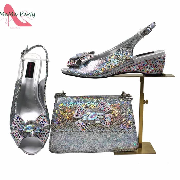 Chaussures en cristal brillant pour femmes africaines, avec des Appliques à talons mi-hauts, sac ass