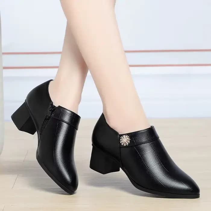 Chaussures à talons hauts en cuir souple pour dames, bottes de rinçage courtes en peluche pour dames