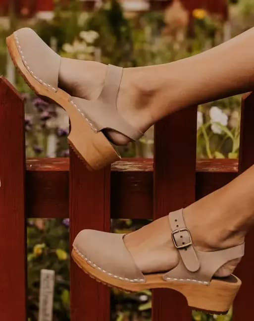 Sandales pour femmes à talon épais et bout rond, version améliorée X26050015, avec semelle extérieur