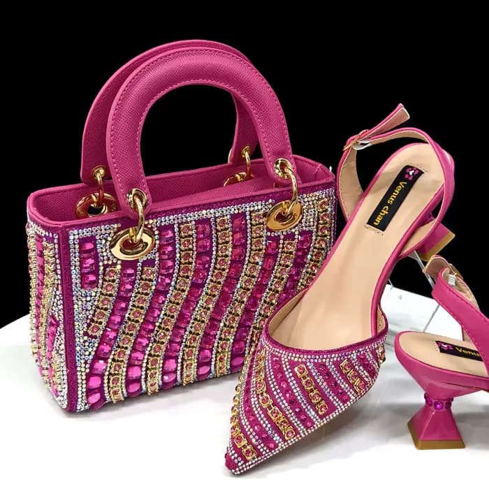 2025 brillant mode italienne bout pointu femmes talon mode strass décoration couleur Fuchsia chaussu