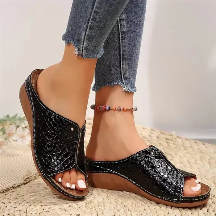 Or argent sandales à talons compensés femmes 2024 été rétro Clip orteil plate-forme sandales femme g