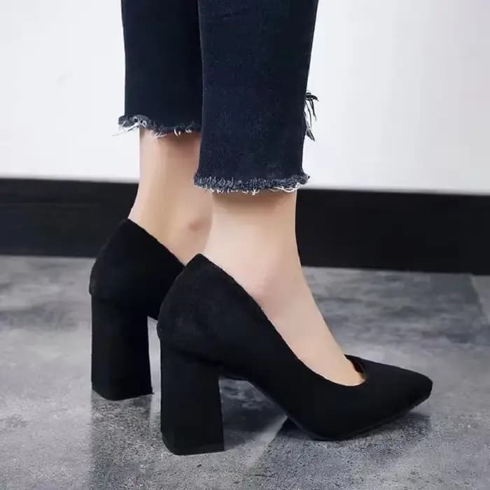 Chaussures en daim noir pour femmes, jolies chaussures à talons carrés de haute qualité, escarpins d
