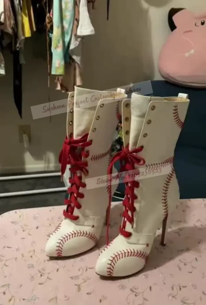 Rétro Stlyle blanc mat rouge cousu mi-mollet bottes femmes mince talon haut croix à lacets bottes mo