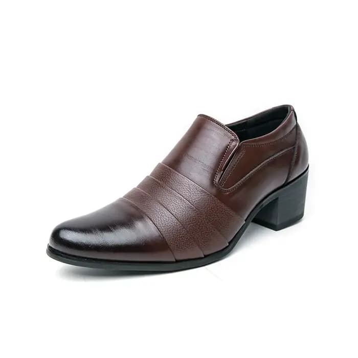 Vente chaude hommes en cuir talons hauts Europe amérique pointu haut de gamme Banquet chaussures hab