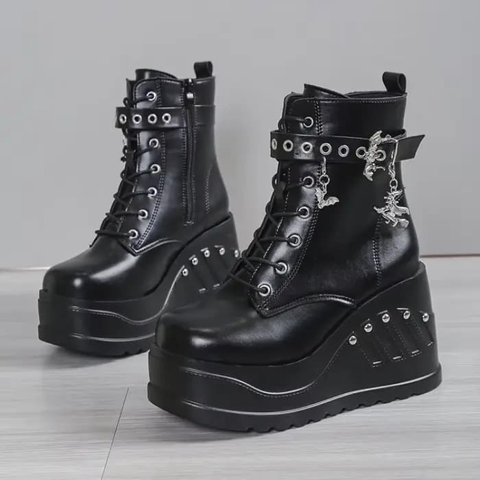 2024 nouvelles bottes pour femmes mode offre spéciale Punk Goth plate-forme talons compensés femmes 
