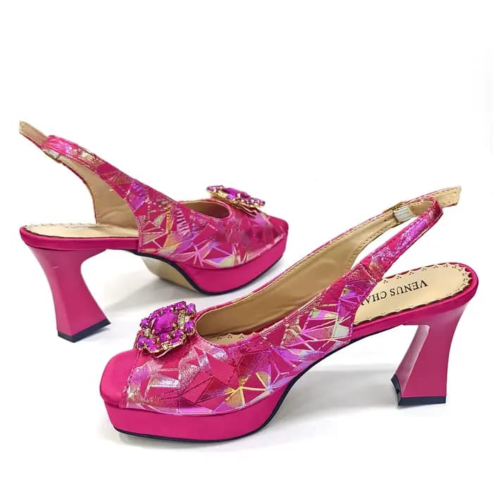 Femmes élégantes talons pour Peep Toe bon matériau Design strass Fuchsia sandales chaussures et sacs