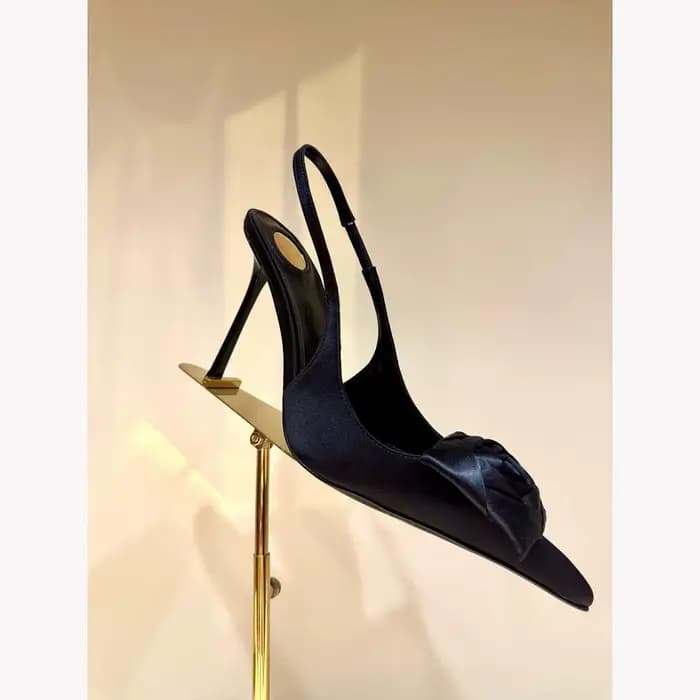 Nouvelles sandales à talons aiguilles pointues et fleuries pour femme, collection Printemps-Été 2026