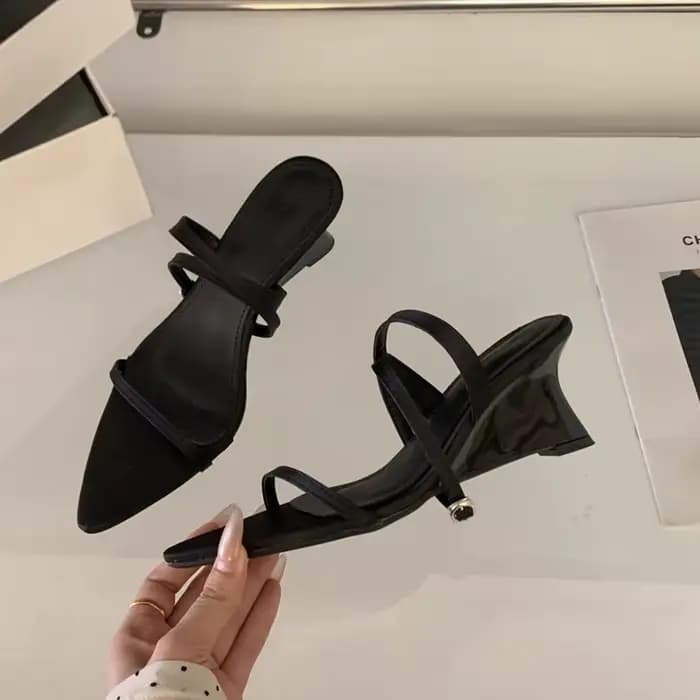 SUOJIALUN Nouvelle Collection Été 2026 Sandales Femme Tendance à Bride Fine, Élégantes, Style Gladia