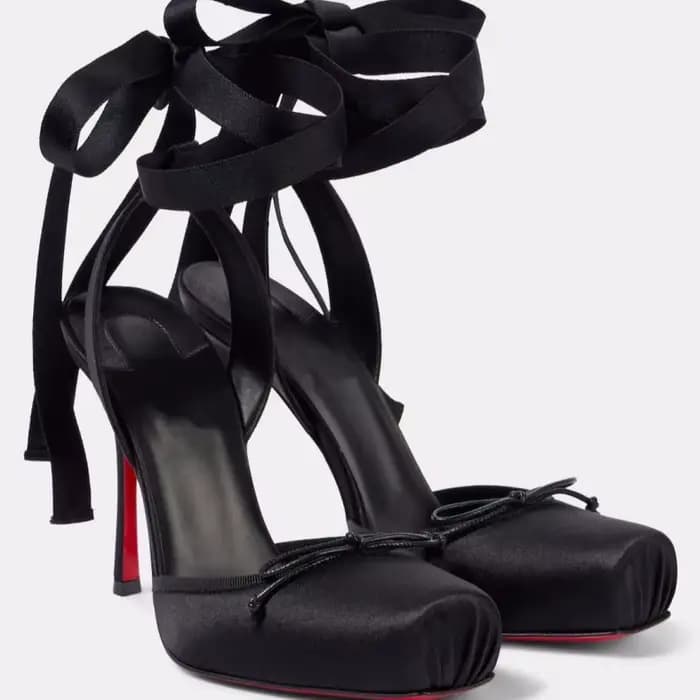 Sandales Design de luxe pour femmes, chaussures d'été à talons hauts carrés en Satin de haute qualit