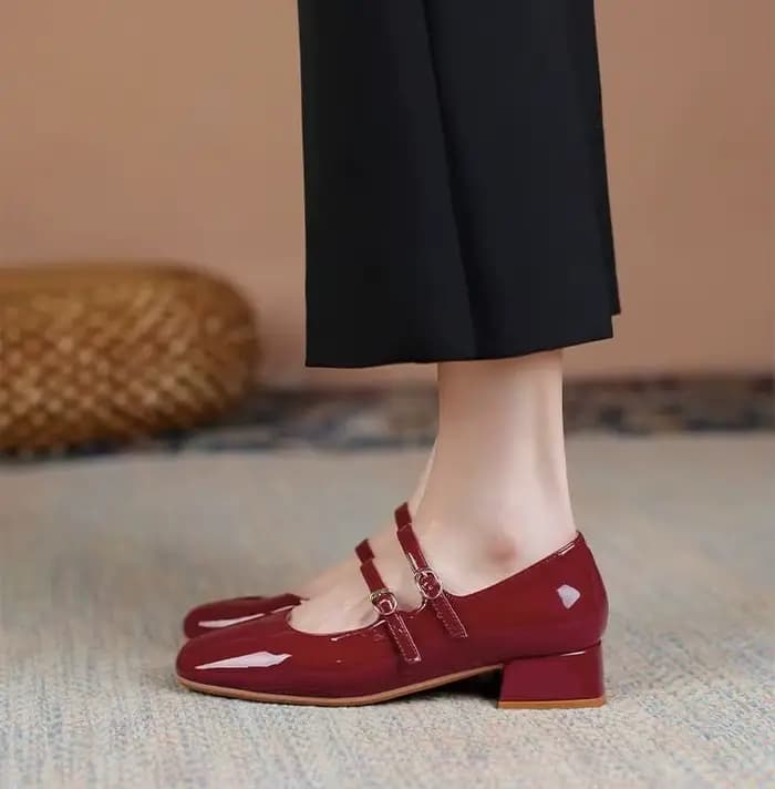 Escarpins Mary Jane en cuir verni bordeaux pour femmes, chaussures habillées à Double boucle dorée d