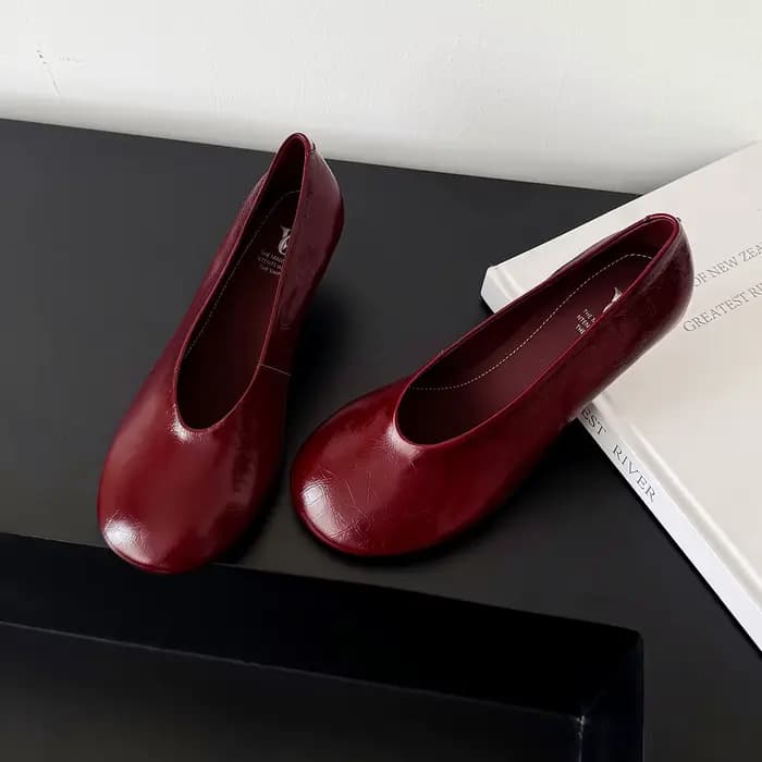 QUTAA 2026 – Escarpins tendance pour femme en cuir verni véritable à pois, talons hauts, à enfiler, 