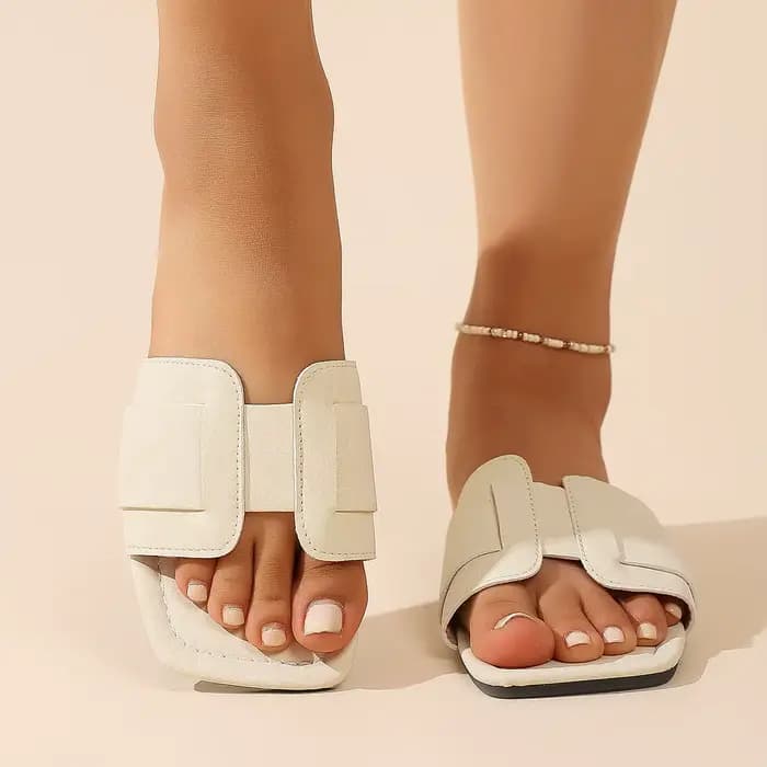 Sandales de Luxe Designer pour Femme 2026 Nouveauté Tressées Confortables Décontractées Été Plates C