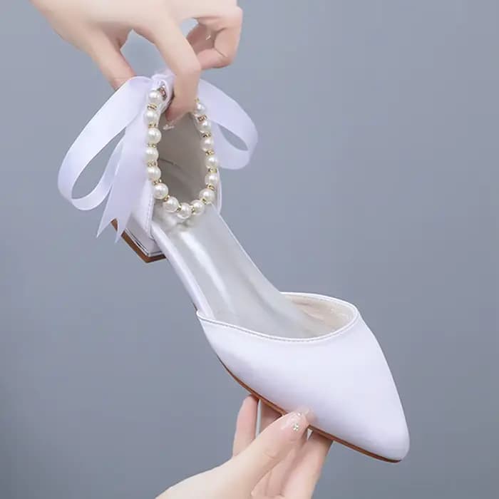 Chaussures De mariage mariée talon plat pointu sandales creuses femmes blanc Satin perlé robe De mar