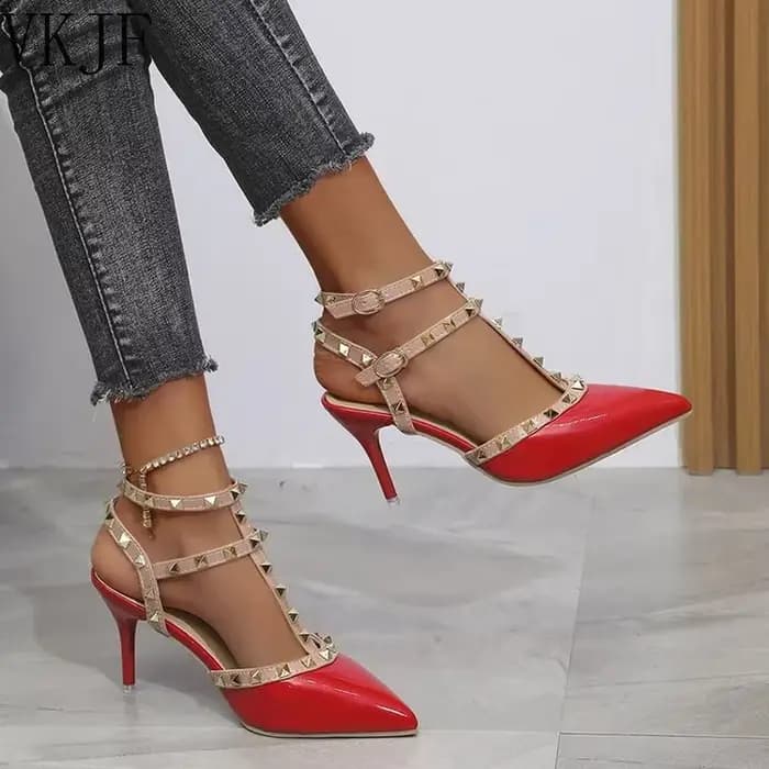 Escarpins à talons hauts pour femmes