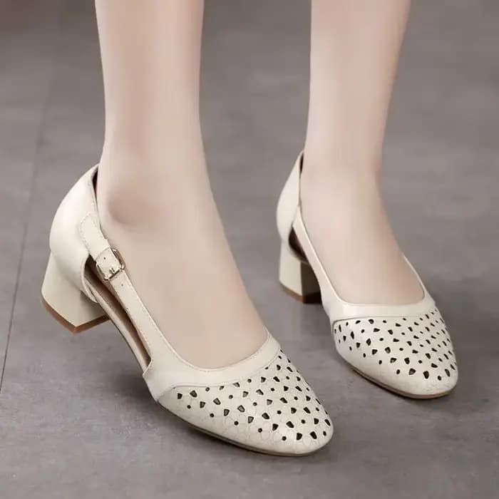 Chaussures pour femmes à talons moyens été 2025 sandales fermées pour femme chaussures en cuir travail de bureau carré Beige confort quotidien F H