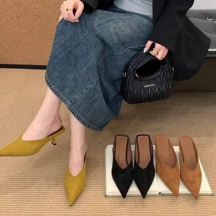 Bout pointu femmes pantoufles talons hauts robe De luxe Mules chaussures mode Sexy pompes 2025 été élégant concepteur Zapatos De Mujer