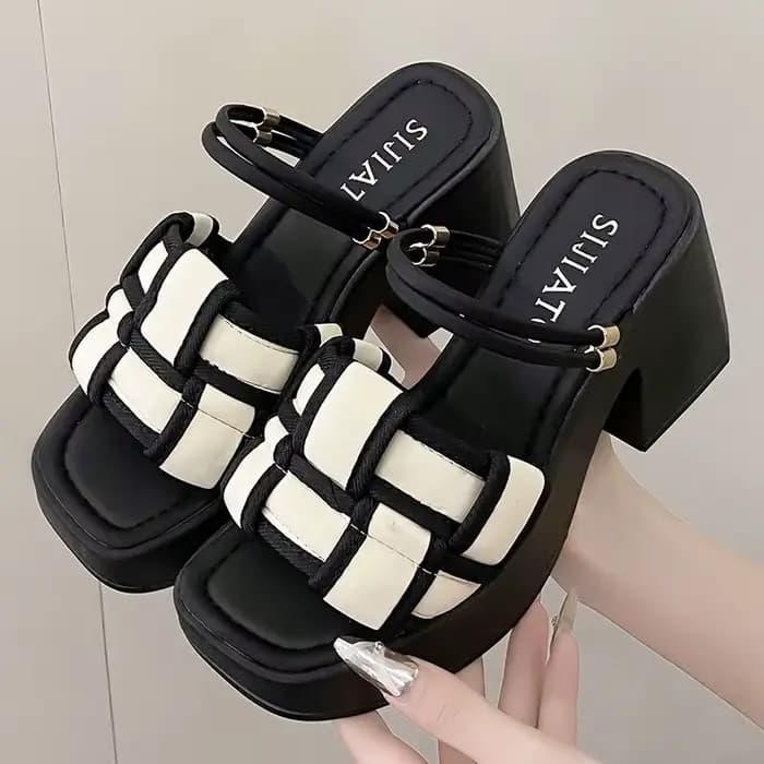 Sandales pour femmes couleur noire orthographe dames chaussures plate-forme à talons très hauts 2025 vente d'été de luxe sur tendance de liquidation bon marché