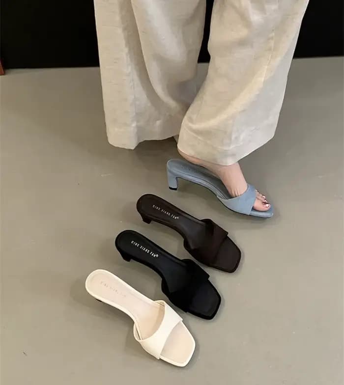 Escarpins et talons hauts pour femmes