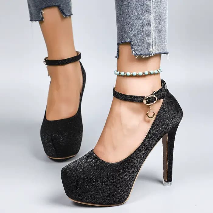 Chaussures à talons hauts pour femmes