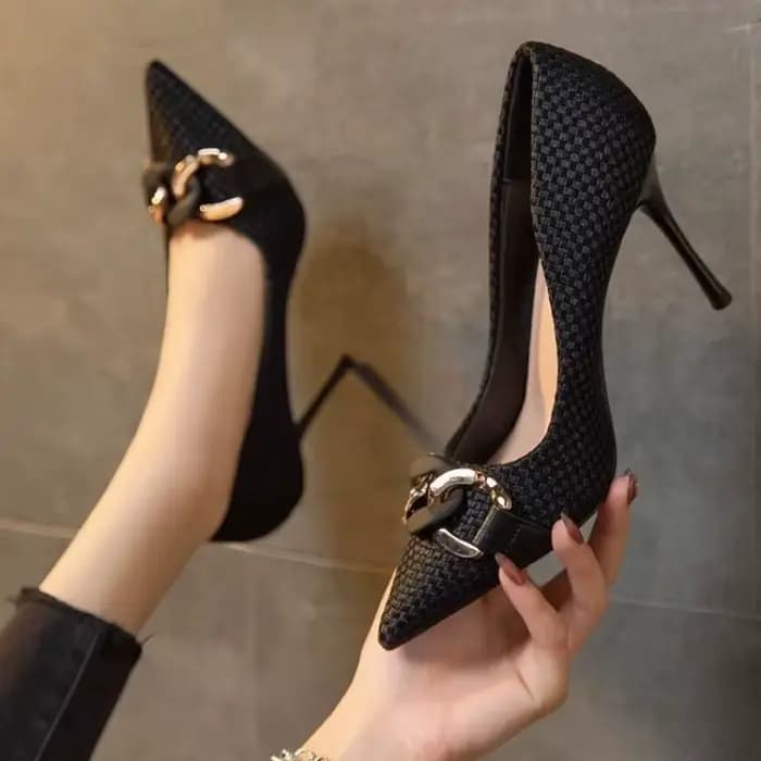 Chaussures à talons aiguilles à bout pointu pour femmes