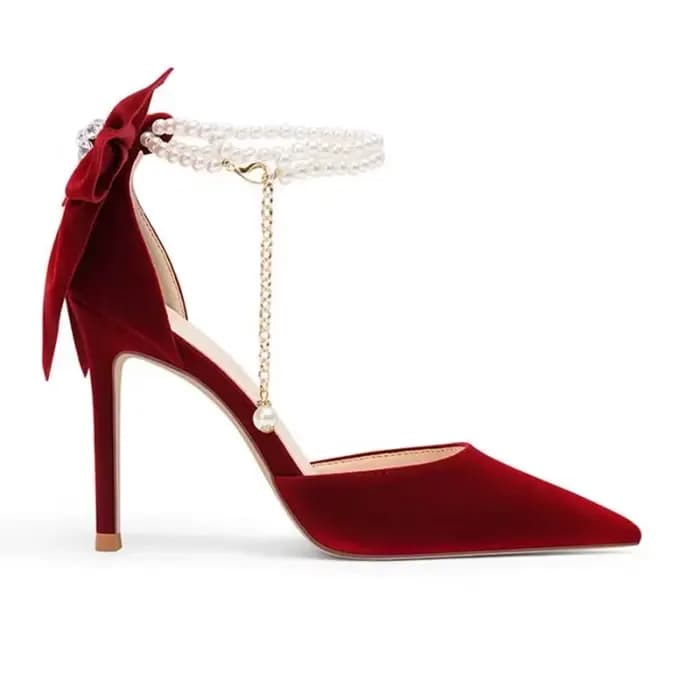 Escarpins à talons fins pour femmes