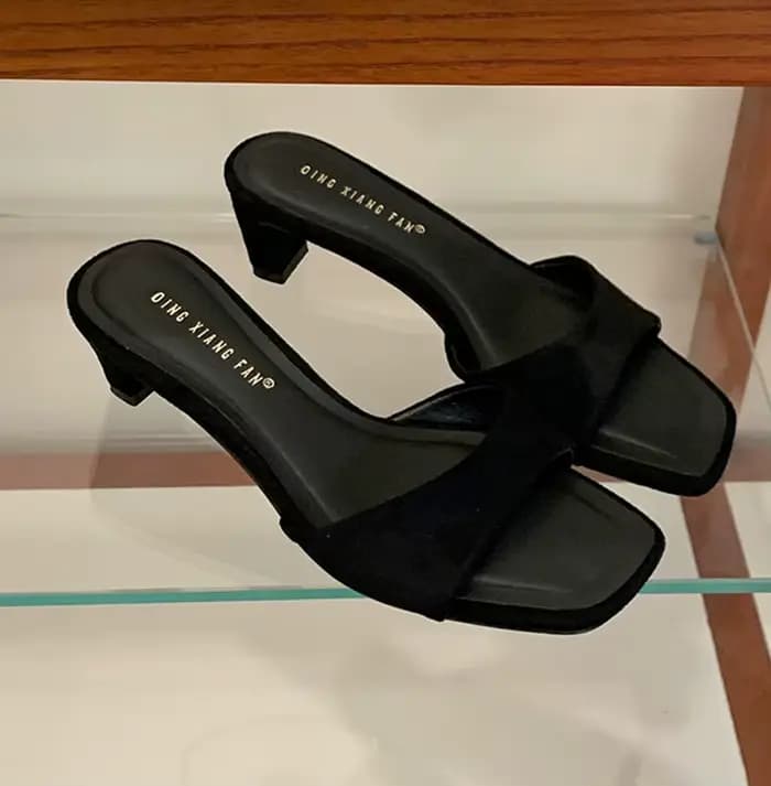 Escarpins et talons hauts pour femmes