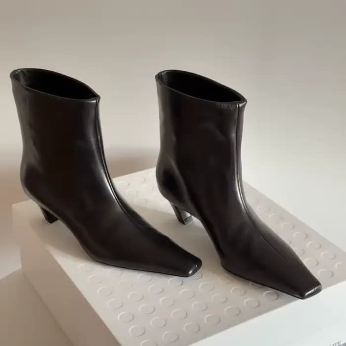 Bottines à talons aiguilles pour femmes