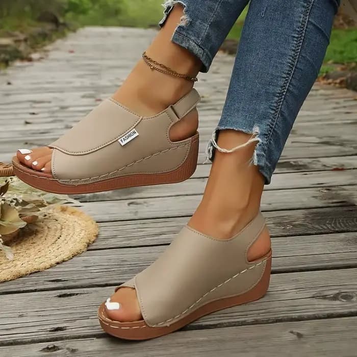 Sandales compensées pour femmes