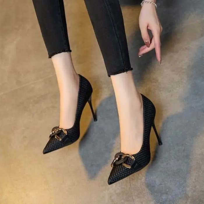 Chaussures à talons aiguilles à bout pointu pour femmes