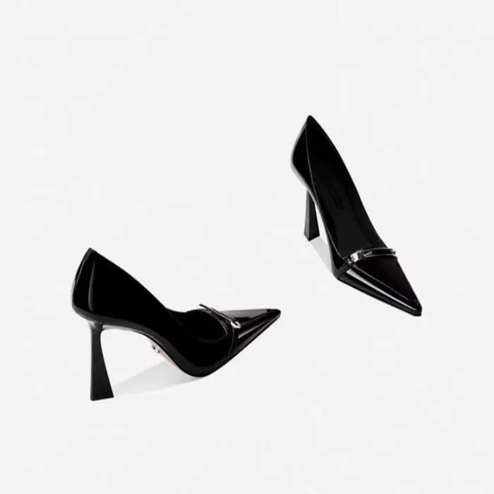 Nouveau noir talons hauts sans pieds d'arrimage 2025 automne polyvalent bout pointu chaussures simples tempérament