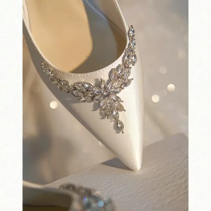 InjSatin Strass Clip Escarpins Peu Profonds pour Femmes, Talons Aiguilles, Chaussures de Mariage pour Patients Blancs, Nouveau