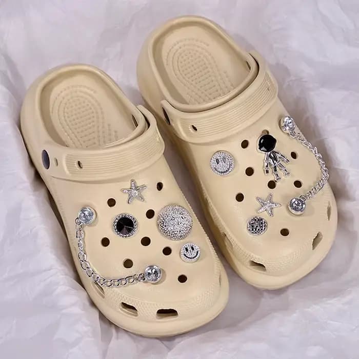 Sandales style Crocs pour femmes