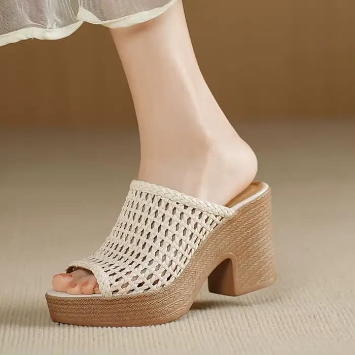 Sandales à talons hauts pour femmes, style rétro, ajourées, en maille tressée, à talon compensé, type mule, pour l'été, simples, polyvalentes, décontractées au quotidien, à plateforme 2026
