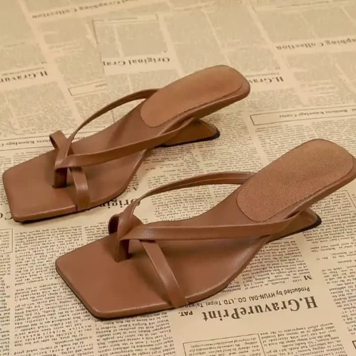 Sandales d'été confortables à bout carré minimaliste pour femme