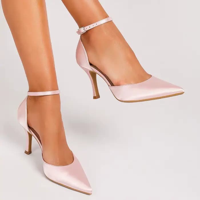 Escarpins à talons aiguilles pour femmes