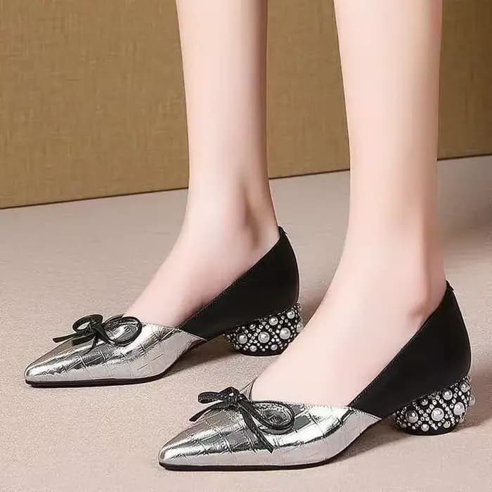 Chaussures à talons simples pour femmes