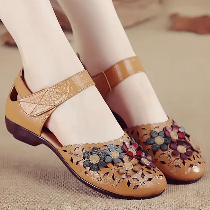 Sandales plates en cuir véritable pour femmes