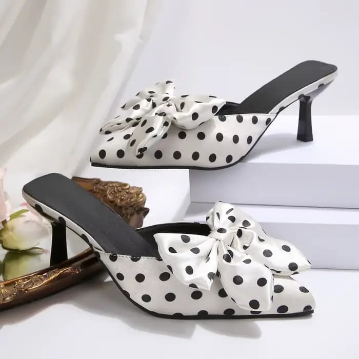 Chaussures à talons hauts à bout pointu pour femmes, sandales sexy, mules d'été tendance, chaussures élégantes à bride arrière, claquettes de marche pour femme