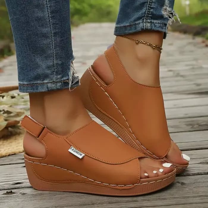 Sandales compensées pour femmes