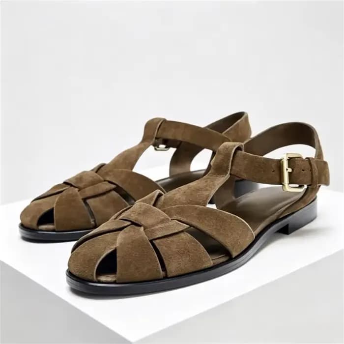 Nouvelles sandales plates femmes 2026 été Faux daim tissage conception gladiateur