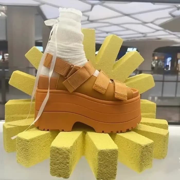 Nouvelles sandales pour femmes