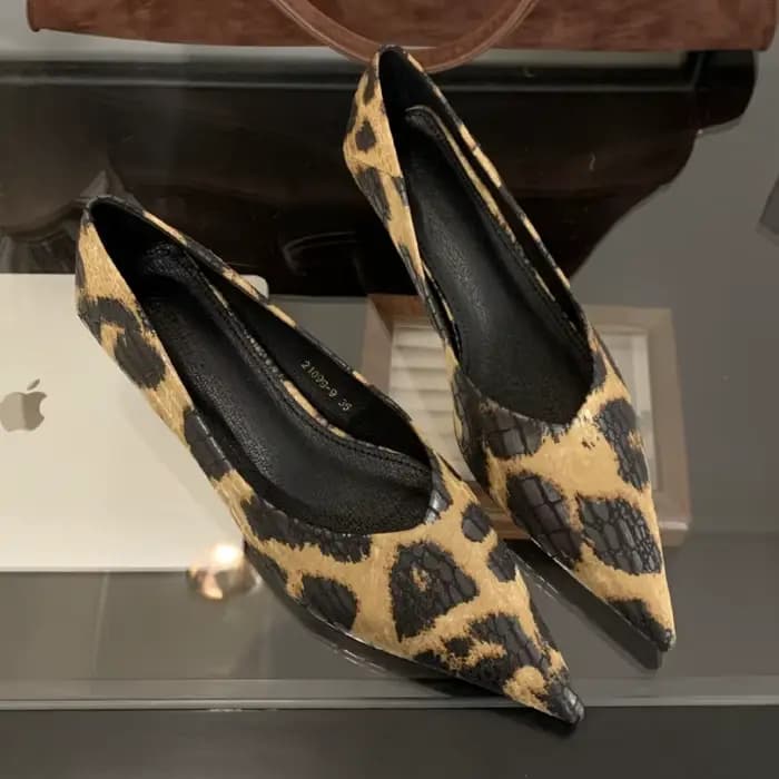 Imprimé léopard Sexy talon bas concepteur femmes chaussures bout pointu pompes femme peu profond confort élégant