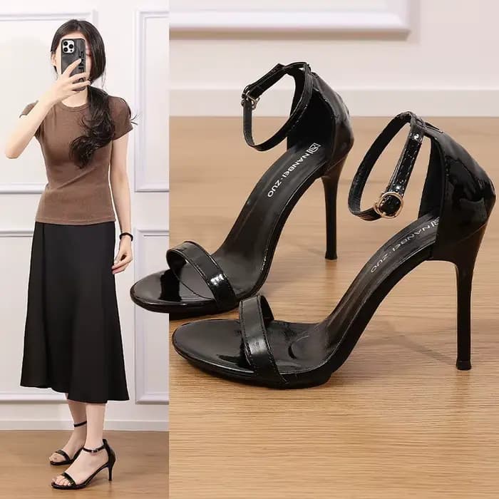 Sandales à talons hauts à la mode pour femmes