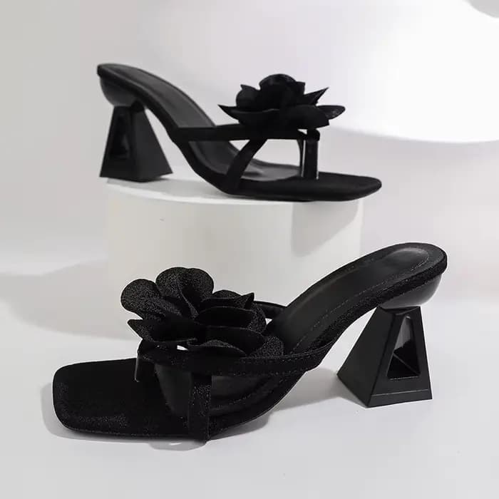 Sandales à talons épais à fleurs roses pour femmes