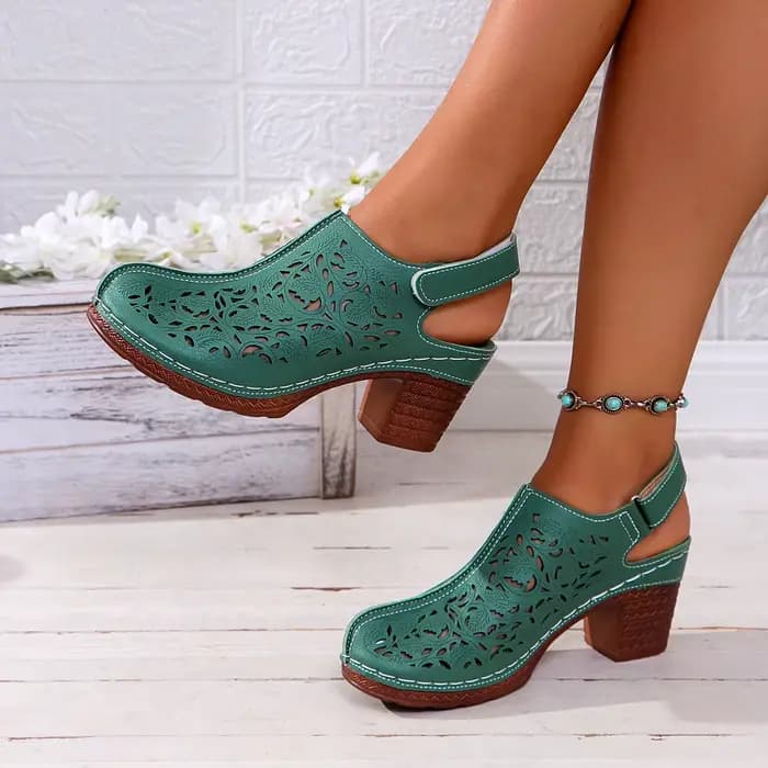 Sandales creuses à talons hauts pour femmes