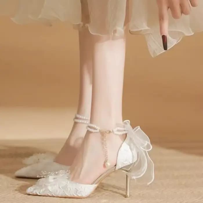 2025 bout pointu nœud femmes Stiletto Hee élégant grande taille chaussures à talons fins
