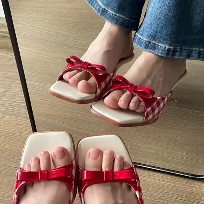 Sandales 2026 à nœuds rouges pour femmes, chaussures à carreaux, sandales à talons hauts ouvertes à bout ouvert, style français élégant