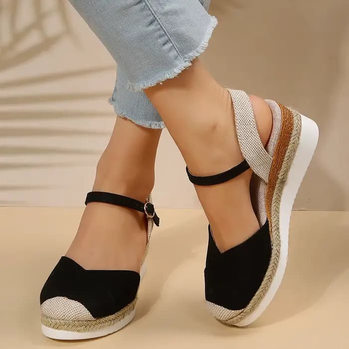 Femmes bout fermé sandales à talons compensés