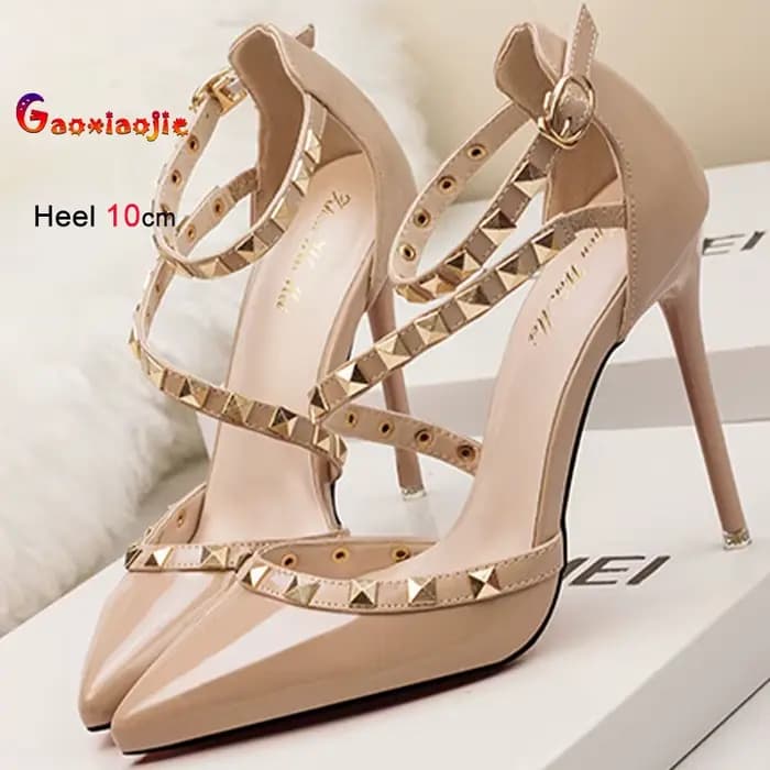 Europe et amérique été femmes chaussures à talons hauts mode bout pointu bouche peu profonde Rivet évider discothèque