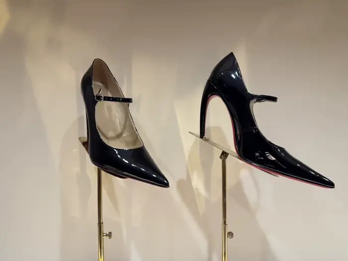 Sandales à talons aiguilles pointus en dentelle avec nœud pour femme
